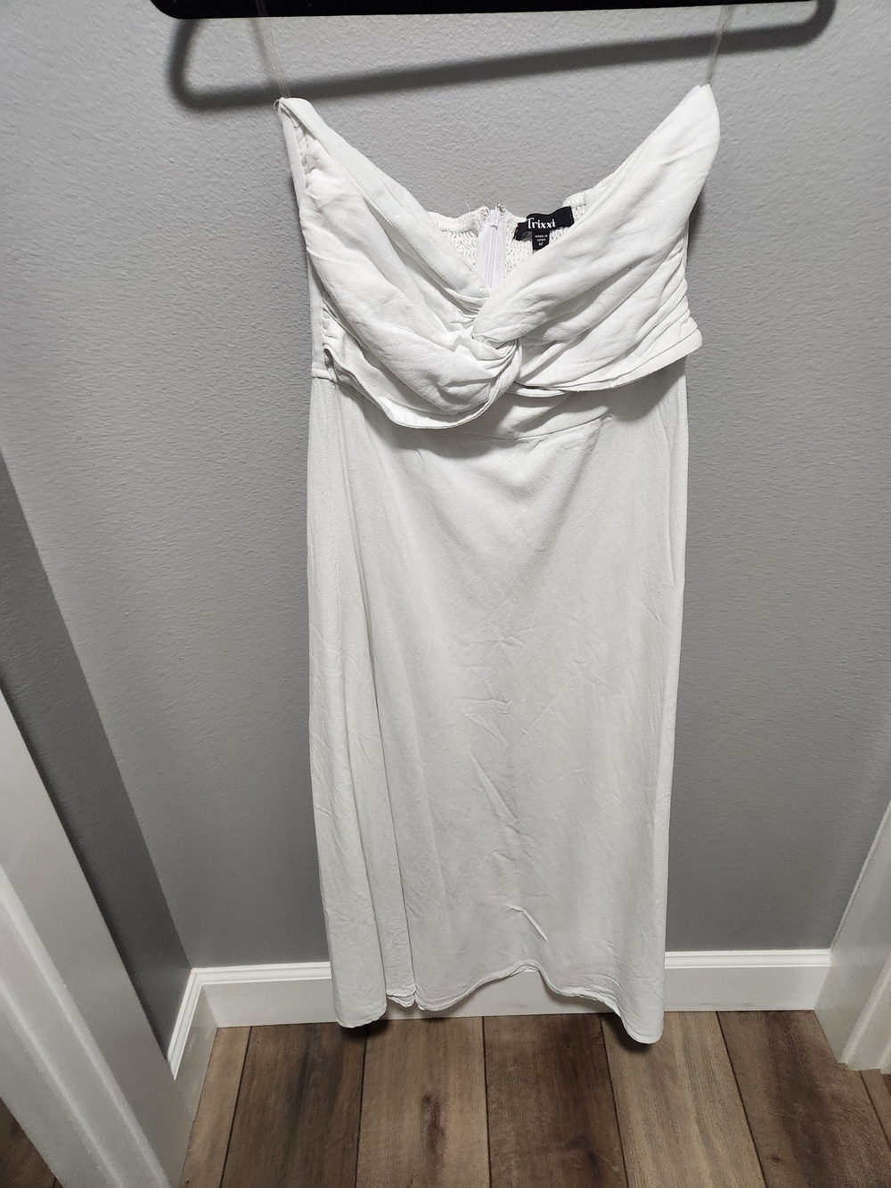 Trixxi White Strapless Twist-Front Midi Dress
